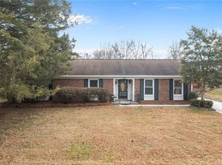 301 Cornelia Dr, Graham, NC 27253
