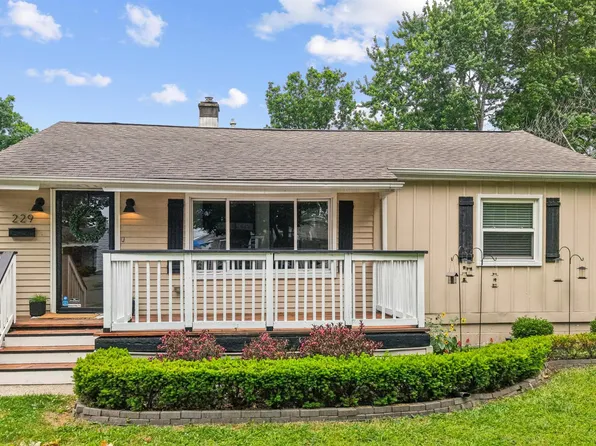 229 N Wilson Blvd, Mount Clemens, MI 48043