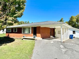 200 Lick Creek Rd, Whitley City, KY 42653