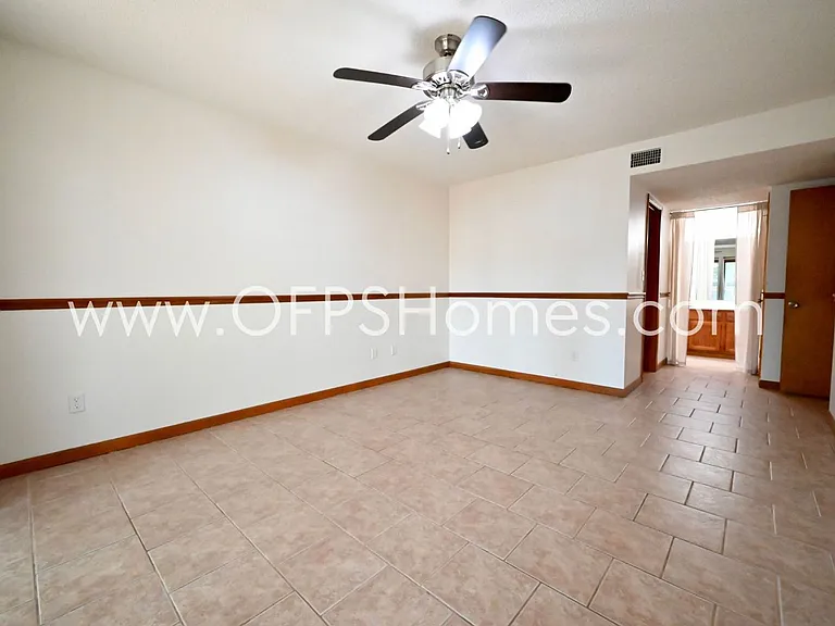 3934 Balsam Dr — Photo 23