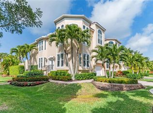 585 Broad Ave S, Naples, FL 34102