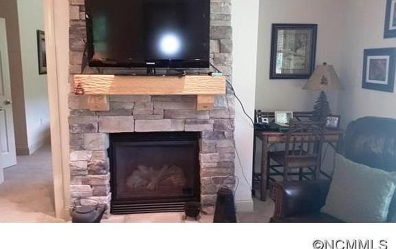 5th image of 1560 Country Club Dr Unit A-302