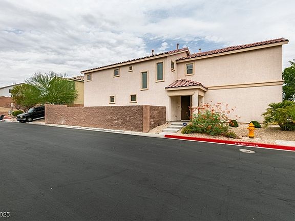 3rd image of 6067 Doroca St