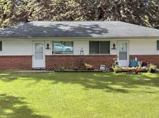 48065 Meadow Ln, Chesterfield, MI 48051