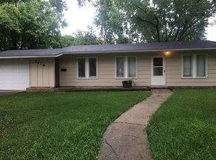 2816 SW Eveningside Dr, Topeka, KS 66614