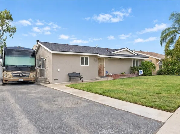 11960 Vivienda Ct, Grand Terrace, CA 92313