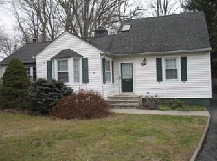 8 Roosevelt Ave S, Parsippany, NJ 07054