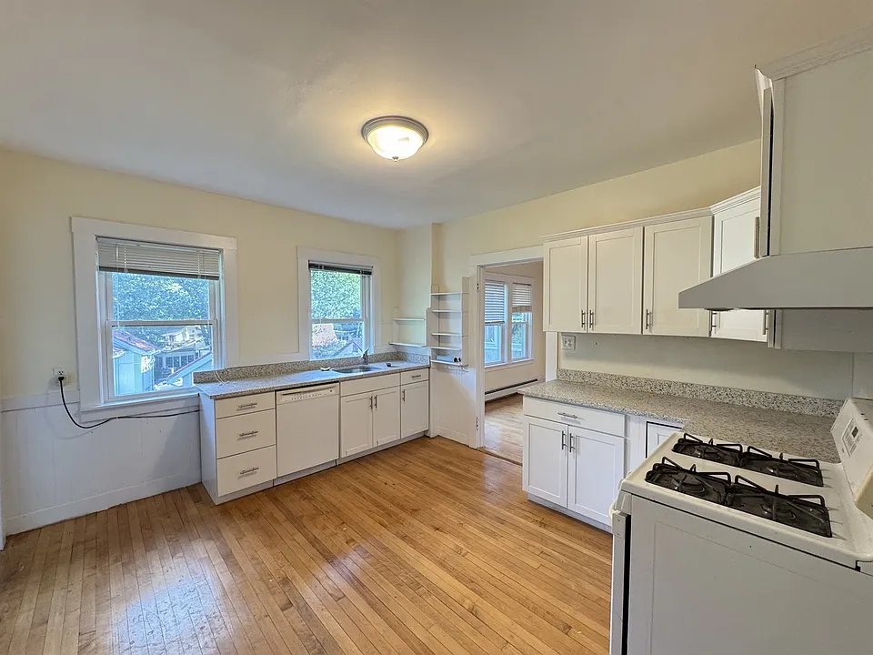 97 Lexington Ave #3