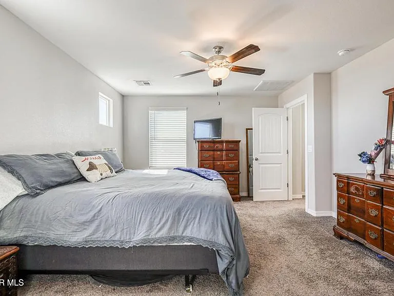 4812 Marisabel Azcarate St — Photo 18