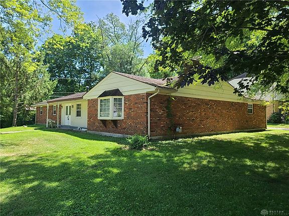 2nd image of 206 Thelma Ave
