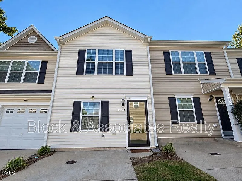 2 bed, 2.5 bath, $1,700 — Photo 1