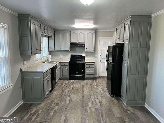 2nd image of 60 Azalea Dr