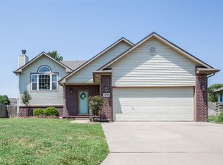 2705 Rushwood Dr, Augusta, KS 67010