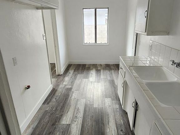 4th image of 6804 Seville Ave #B