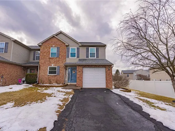 2735 Chestnut Ln, Easton, PA 18040