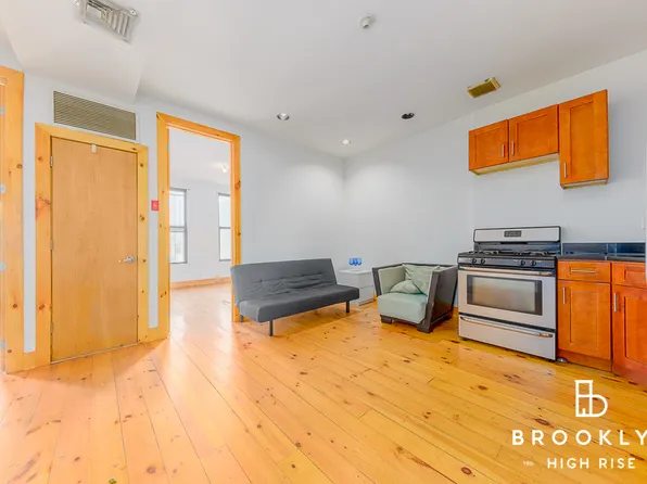 1056 Willoughby Avenue image 1 of 7