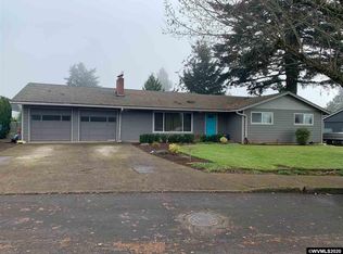 690 Fir Gardens St NW, Salem, OR
