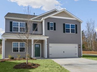 921 Ocean Ct, Carthage, NC 28327