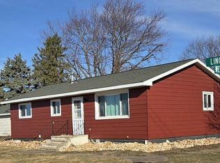 519 Westwood Ave, Strawberry Point, IA 52076