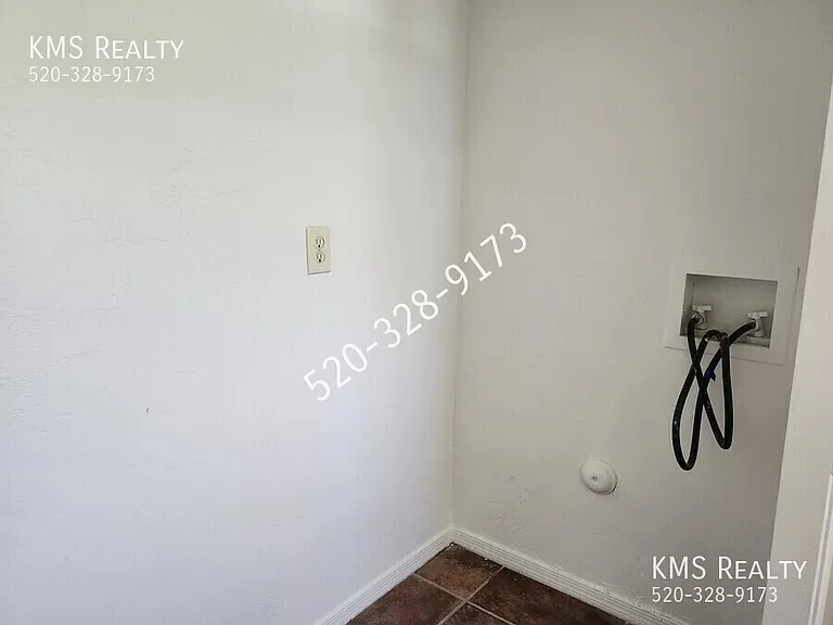 150 W 34th St — Photo 10