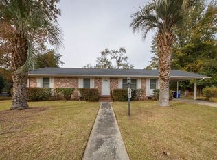 1258 Camelot Dr, Charleston, SC 29407