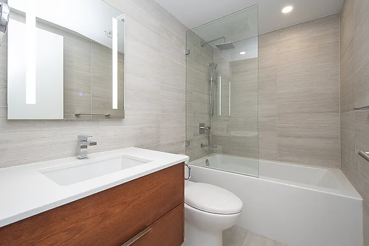 Aquarius Mews, Vancouver — Photo 3