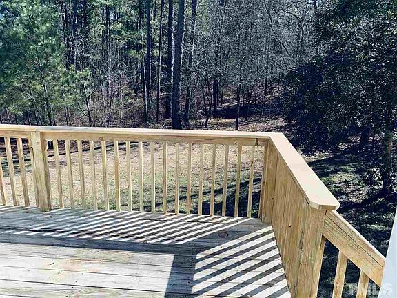 4th image of 105 Sherwood Hills Ct