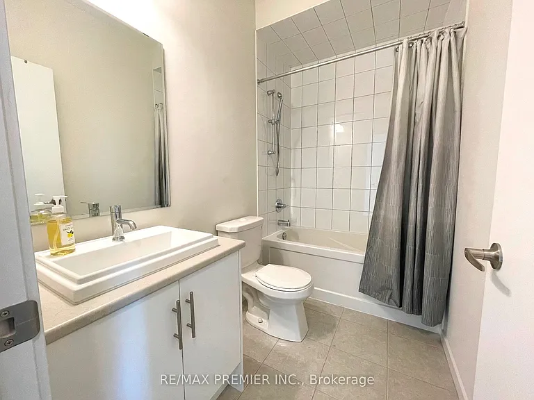 3922 Major Mackenzie Dr W — Photo 23