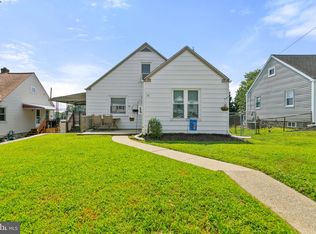 26 Green Ln, Aston, PA 19014