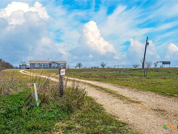 3rd image of 2041 County Road 240 Dr