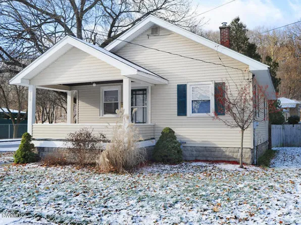 735 Van Buren Ave NW, Grand Rapids, MI 49504