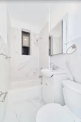 Rented by Living New York | media 8