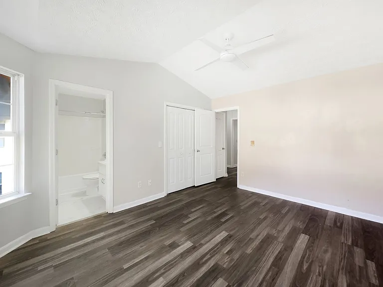 5539 Pineridge Ct — Photo 16