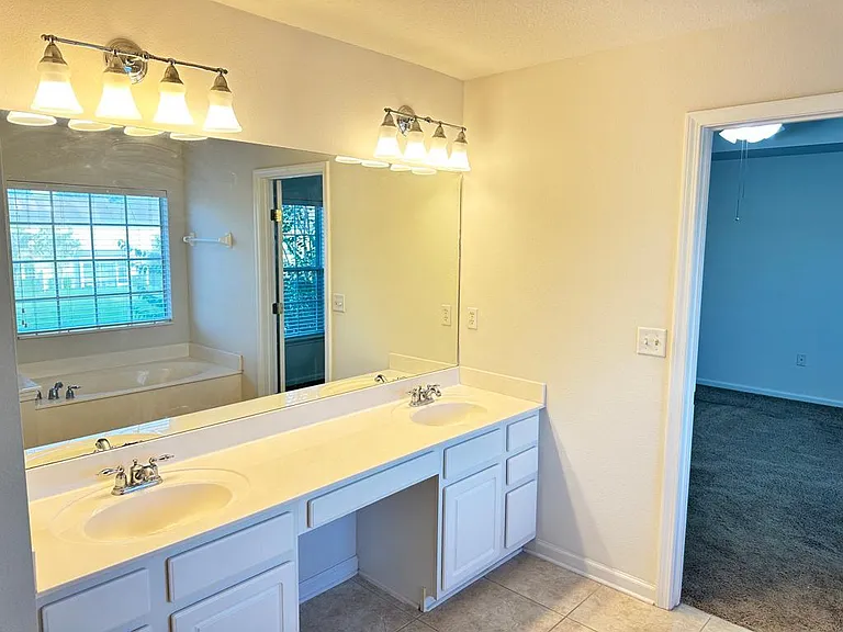 7499 Devondale Way — Photo 13