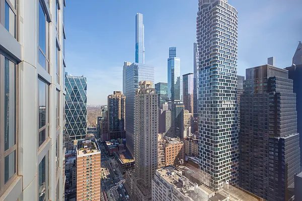 Rented by R New York | media 6