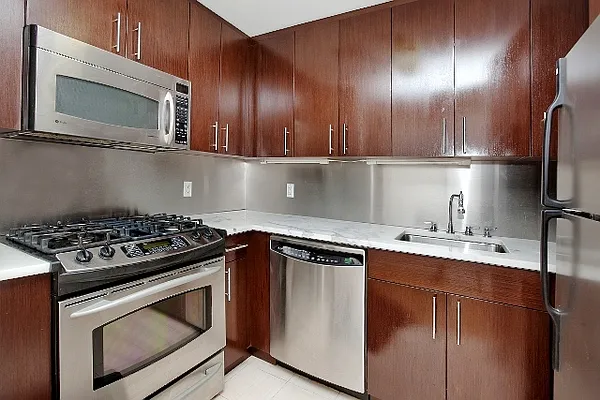 Rented by New York Residence | media 30