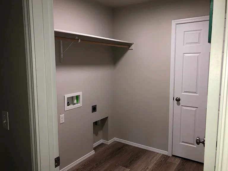 843 SW Levant Way — Photo 9