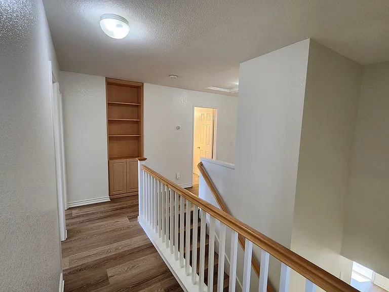 26 Anglesite — Photo 13