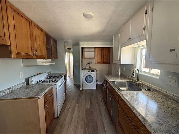4th image of 402 63rd St Space 125