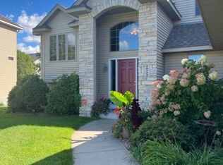 10722 Regent Ct N, Brooklyn Park, MN 55443