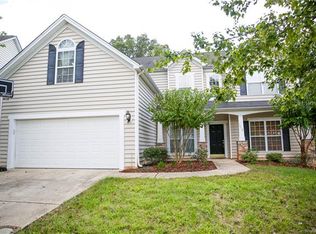 3738 Watts Bluff Dr, Charlotte, NC 28213