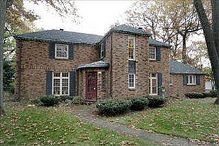 1st image of 290 Orchard Ave