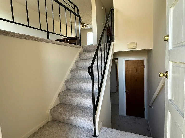 1426 Kay St — Photo 4