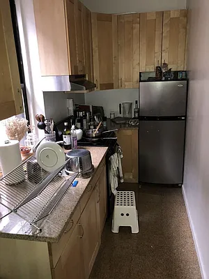 Rented by Aryeh Realty | media 35