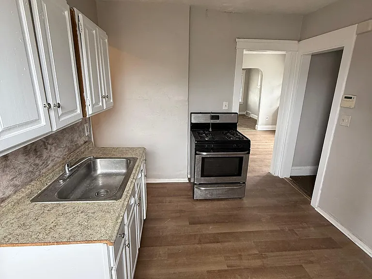 10005 Mount Auburn Ave #2 — Photo 2