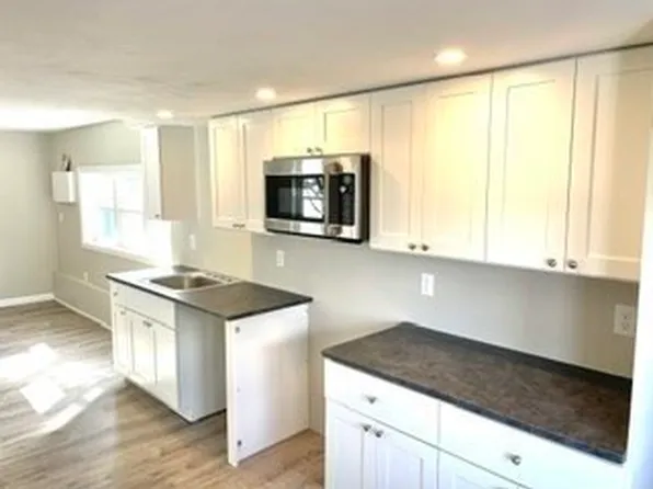 131 Washinton St #42, Foxboro, MA 02035