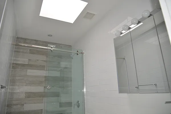 Rented by MNS | media 35