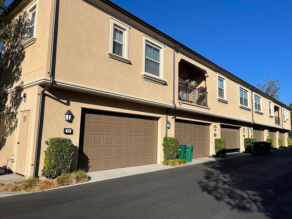 Backside of the Condow/2 car Garage