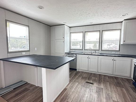 3rd image of 359 Barnett Dr Lot 61