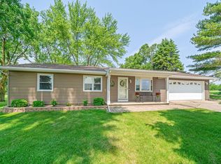 14893 Plank Rd, Sycamore, IL 60178